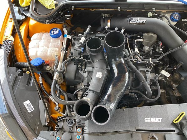 MST Silicone Intake Schlauch V2 Ford Focus Mk4 ST